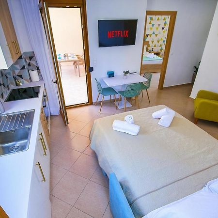 Petite Palace Rethymno  ภายนอก รูปภาพ