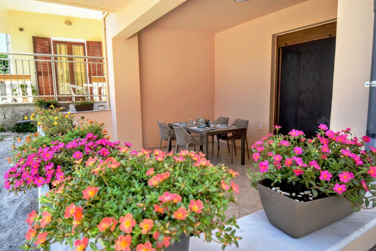 Petite Palace Rethymno  ภายนอก รูปภาพ